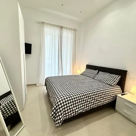 La Casa Di Luisella Неаполь